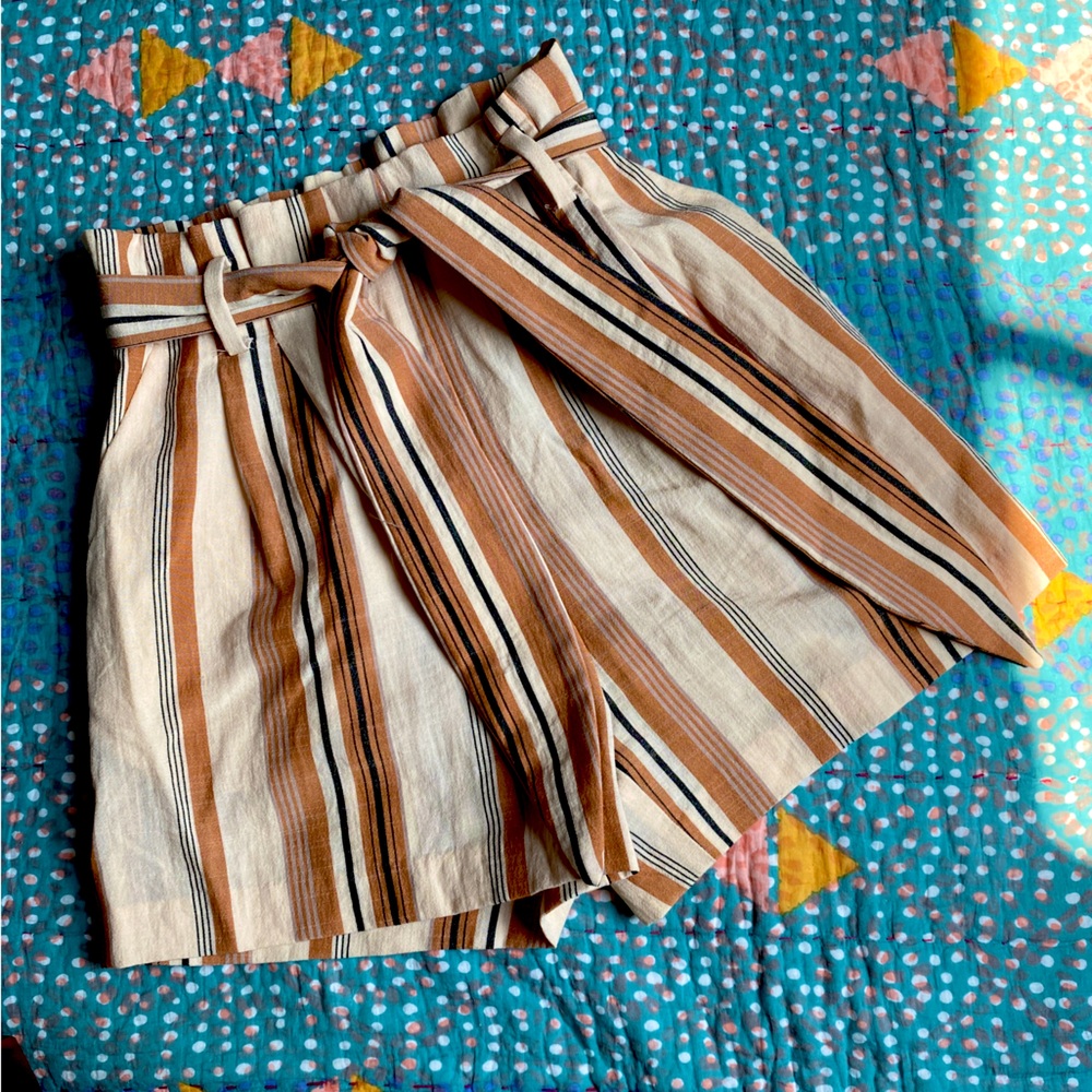 Striped H&M Paperbag Shorts with Tie Waist - Size 4